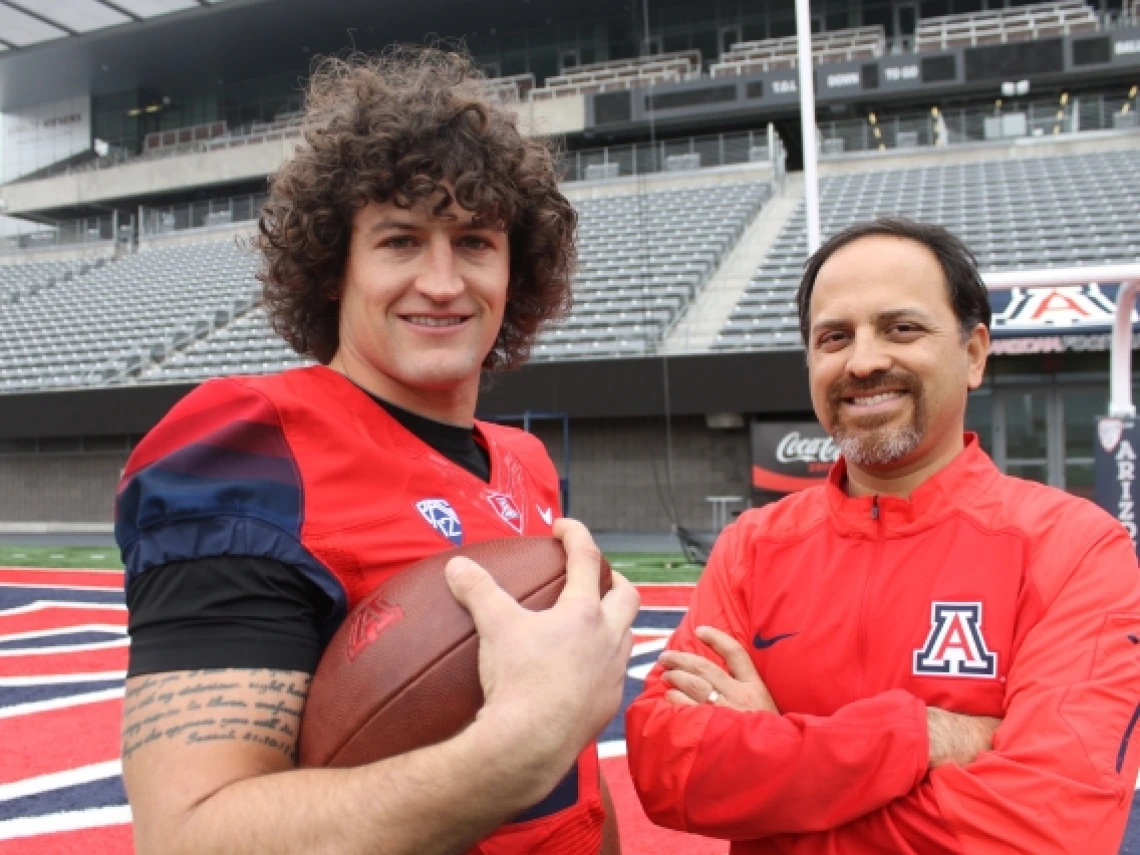 Ricardo Valerdi has advised many UA student-athletes, including former football player Jason Sweet. Valerdi and Sweet worked together on an app that educates football players about concussion.  